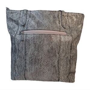 Sondra Roberts Tote Shoulder Bag Purse Faux Snakeskin Double Handle 11x14